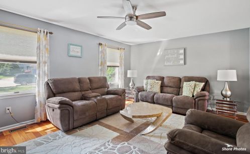 12 York Ct, Erial NJ  08081-2180 exterior