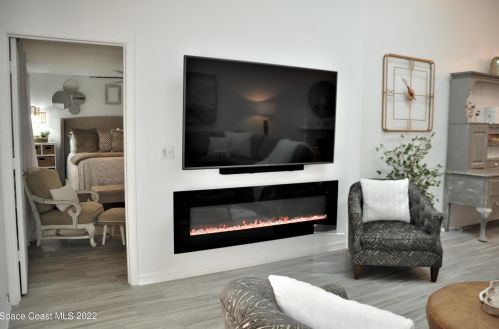 523 6th St, Vero Beach FL  32962-1687 exterior