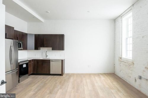 2301 Front St, Philadelphia PA  19148-4101 exterior