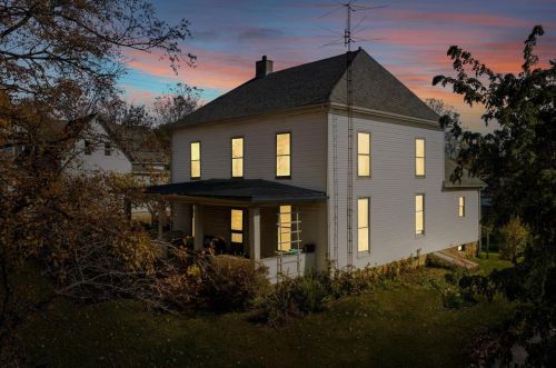 320 High St, Fairfax, OH 45133-1131