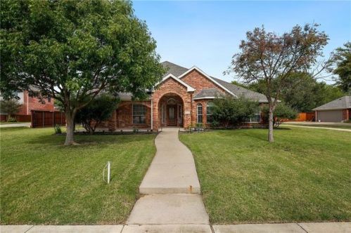 335 Love Bird Ln, Plano, TX 75094-3266
