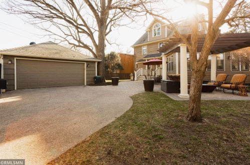 2855 James Ave, Minneapolis MN 55411-1238 exterior