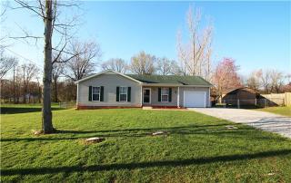 2964 Mike Ct, Woodlawn, TN 37191-9327