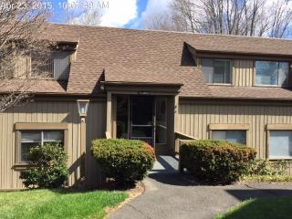 73 Heritage Vlg, Southbury, CT 06488-1655