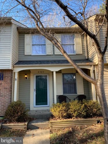 8584 Koluder Ct, Lorton VA  22079-3073 exterior