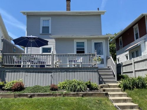 1908 Delaware Ave, New Castle, PA 16105-2241