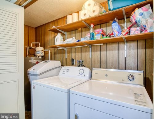 133 Azalea Dr, Charles Town WV  25414-5841 exterior