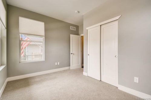 2111 Franklin St, Denver CO 80205-3905 exterior