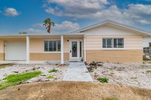 13616 Veronica Dr, Port Richey, FL 34667-1573