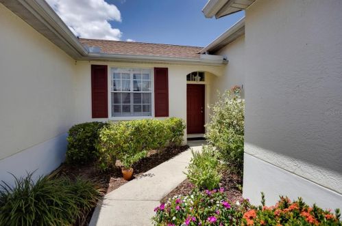 1233 Radison Ave, Ruskin, FL 33573-8022