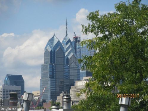 429 Fulton St, Philadelphia PA  19147-3110 exterior