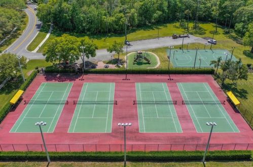 4784 Ridgemoor Cir, Palm Harbor FL  34685-3149 exterior