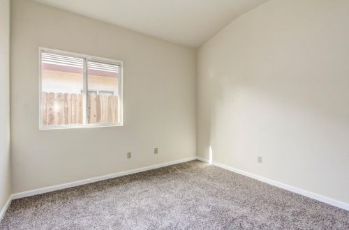 8635 Windsor Point Way, Elk Grove CA  95624-3431 exterior