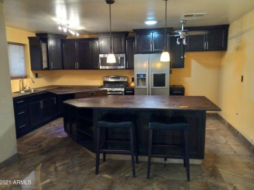 2927 39th Ave, Phoenix, AZ 85019-4301