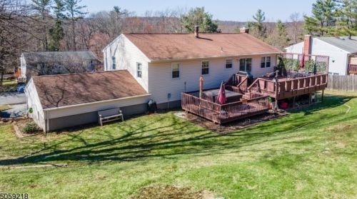 14 Alvin Rd, West Milford Lakes, NJ 07480-1643