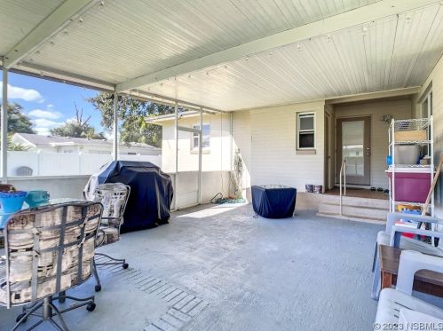 719 Flamingo Dr, Daytona Beach FL  32117-3331 exterior