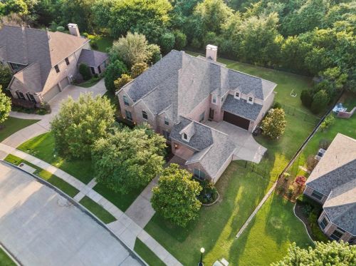 2209 Roadrunner Dr, Lewisville TX  75022-7885 exterior