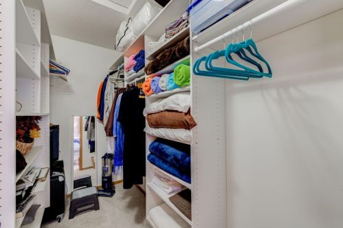 4055 Terraceview Ln, Minneapolis MN 55446-2627 exterior