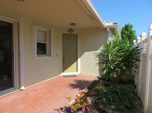 849 Rocky Bayou Ter, Fort Pierce FL  34986-2066 exterior
