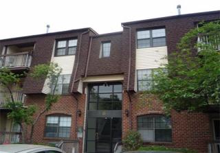 1503 Green Hollow Dr, Iselin NJ  08830-2946 exterior