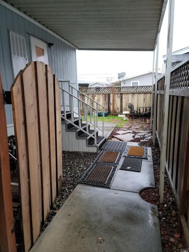 1126 Broadleaf Ln, Windsor CA  95492-9318 exterior