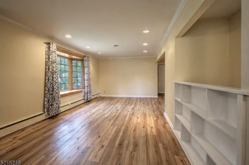 18 Sunnybrook Rd, Bernardsville NJ  07924-2713 exterior