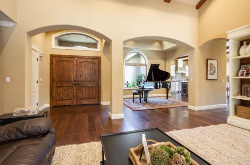 9918 Poppy Hills Dr, Valley Home CA 95361-9617 exterior