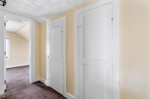 35 Market St, Putnam CT  06260-1719 exterior