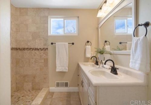 4138 Lois St, La Mesa CA  91941-7418 exterior