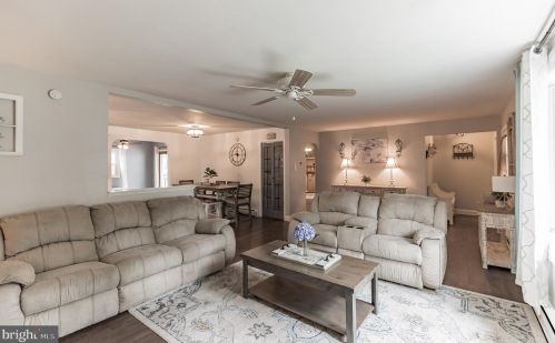 107 Allison Rd, Willow Grove PA  19090-3112 exterior