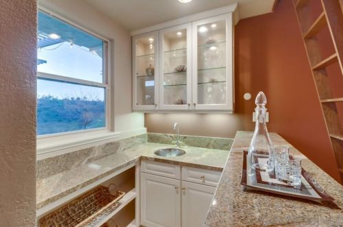10370 Viacha Dr, San Diego CA  92124-3411 exterior