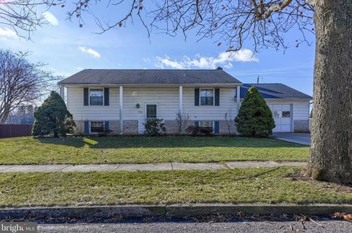 736 Prospect Ave, Lees Cross Roads, PA 17257-8909