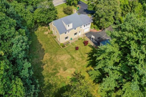1705 Darlington Rd, Beaver Falls, PA 15010-2555