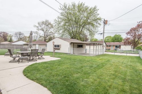 5030 20th St, Milwaukee WI 53233-2506 exterior