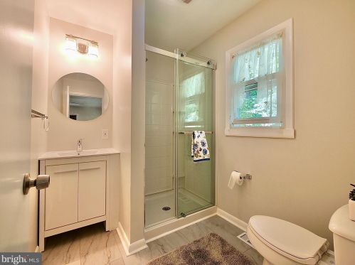 1694 Bethel Rd, Boothwyn PA  19060-2049 exterior