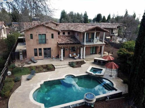 55 Rhett Pl, Danville, CA 94526-4902