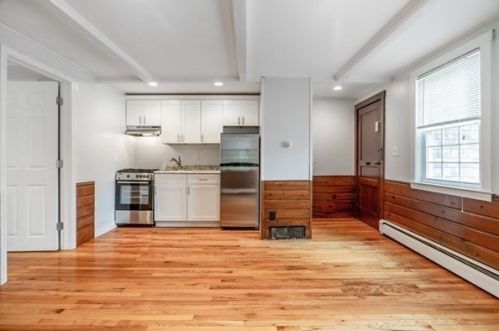 34 Trevore St, Quincy, MA 02171-1127