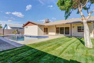 10014 48th Dr, Glendale, AZ 85302-2515