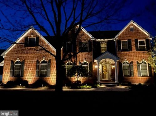 11 High Hill Ln, Thornton, PA 19373-2001