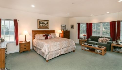 9 Crisman Rd, Columbia NJ  07832-2710 exterior