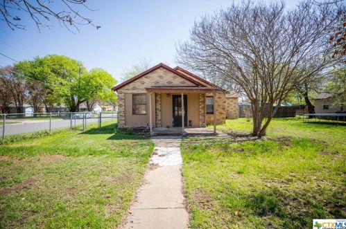 835 Waco Rd, Morgans Point, TX 76513-2761