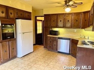 1046 Little Neck Ave, North Bellmore NY  11710-1734 exterior