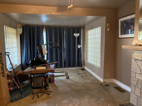 730 Adelaide St, Pittsburgh PA  15219-5714 exterior