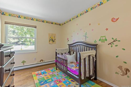 10 White Birch Dr, Crotonville NY  10562-2521 exterior