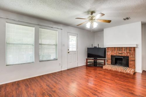 8117 Montecito Dr, Denton TX  76210-3426 exterior