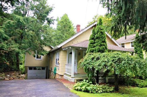 2987 High Ridge Rd, Stamford, CT 06903-1801