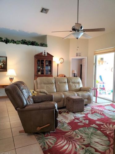 507 Aspen Ave, Lehigh Acres FL 33974-9613 exterior