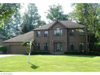 29761 Devonshire Oval, Cleveland, OH 44145-3895