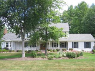 7405 Herrick Park Dr, Hudson OH  44236-2364 exterior