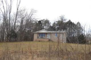 1112 Deal Rd, Burns, TN 37029-5501